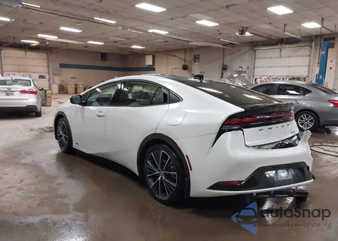 2024 Toyota Prius Limited Awd-E из США, поврежденный, VIN JTDADABU6R3024846